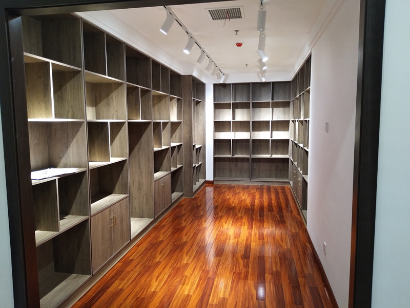 鄭州辦公室裝修設(shè)計怎么才能更加的好看?